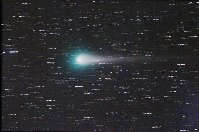 Comet_Lulin_V1_present.jpg